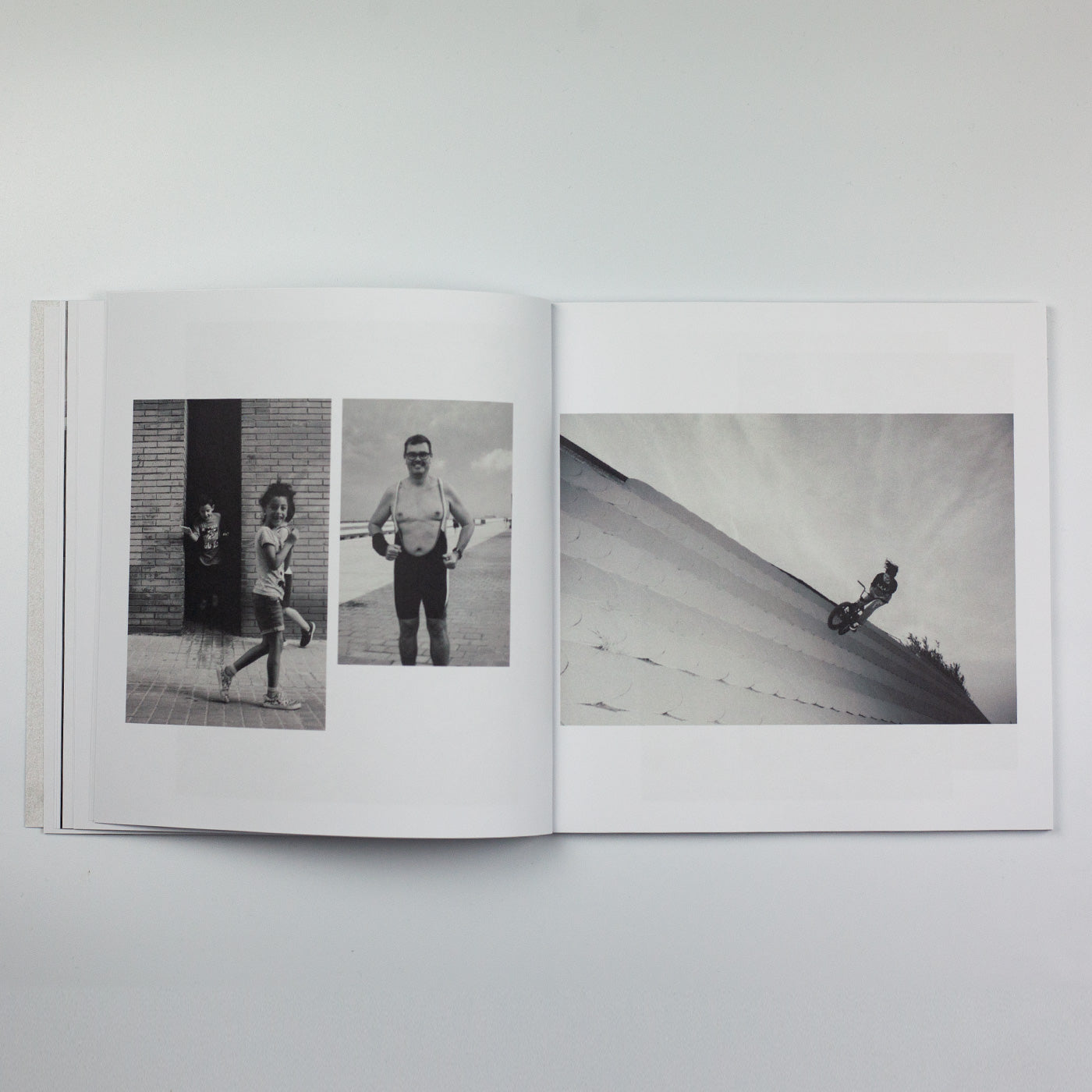 Cult "Sleepless in España" Book