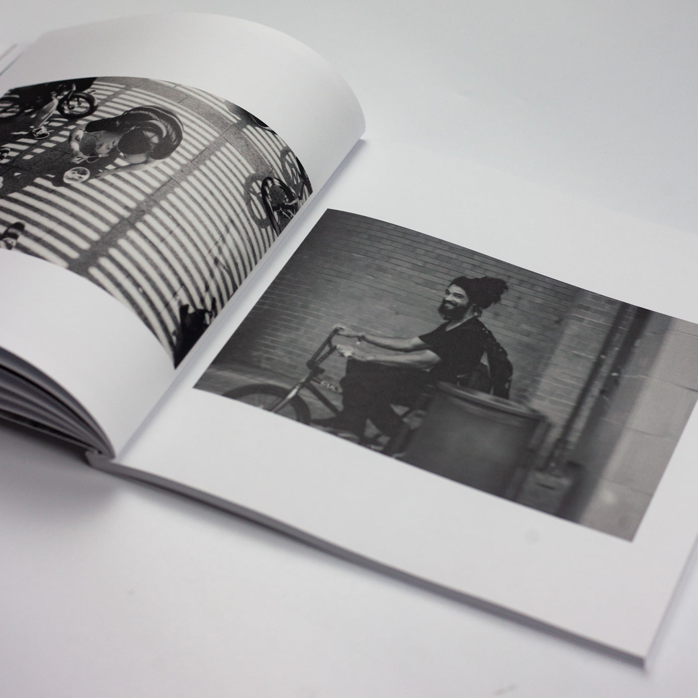 Cult "Sleepless in España" Book